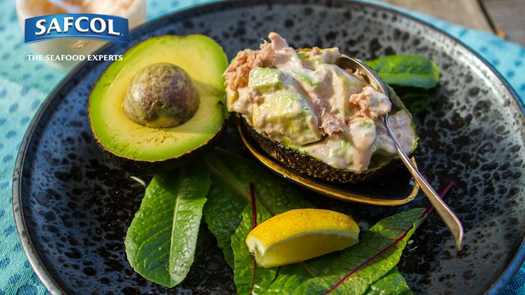 Tuna avocado with seafood sauce